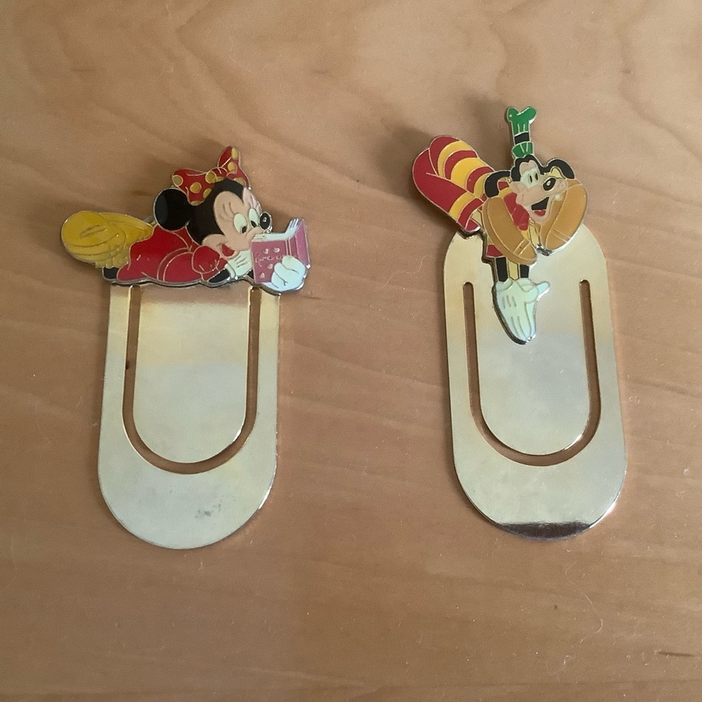 Vtg Disney bookmarks by Applause Minnie Mouse & Goofy gold based 3.5”
